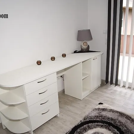 Apartment Apartman Dona