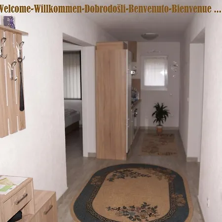 Apartman Dona Apartment *