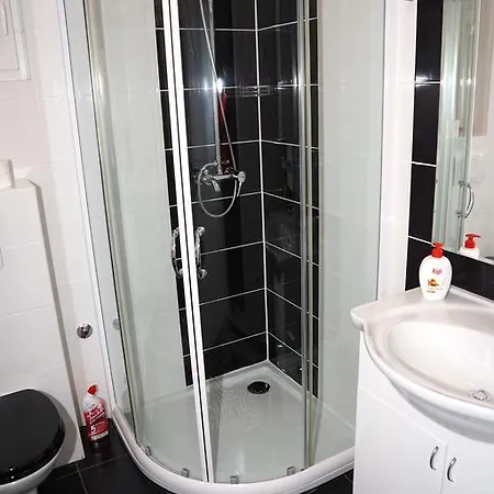 Apartman Dona Apartment *
