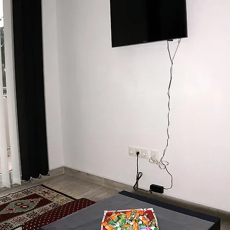 Apartman Dona *